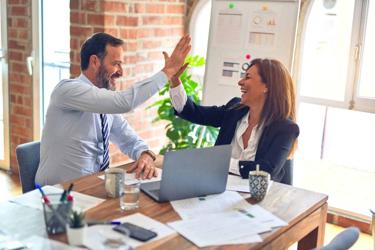 Why a Hands-Off Mangement Approach Doesn’t Always Work
